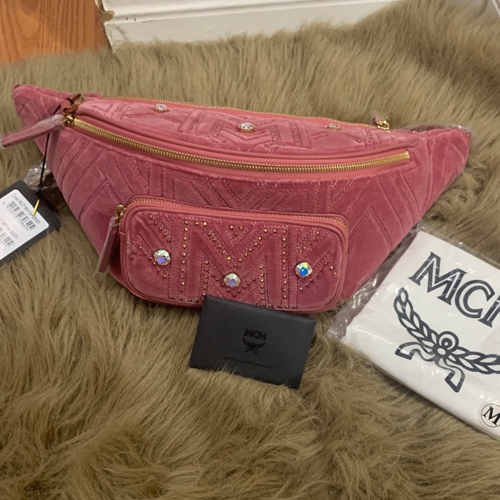 SOLD⛔️Authentic MCM Velvet/leather jeweled zip top Beltbag. - Picture 6 of 15